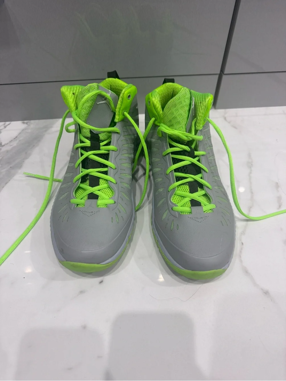Jordan Super.Fly Wolf Grey Electric Green